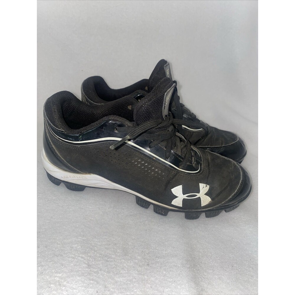 Under Armour Shoes Baseball Youth Cleats Lace Up Sneakers 1229848-011 Black 4.5